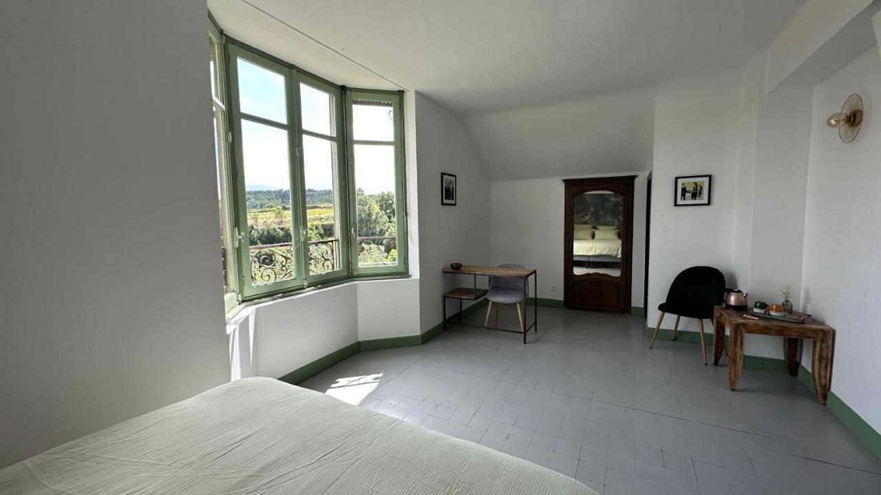 Chambre Tropicale Au Domaine De L'Aven Villeneuve-Minervois Dış mekan fotoğraf